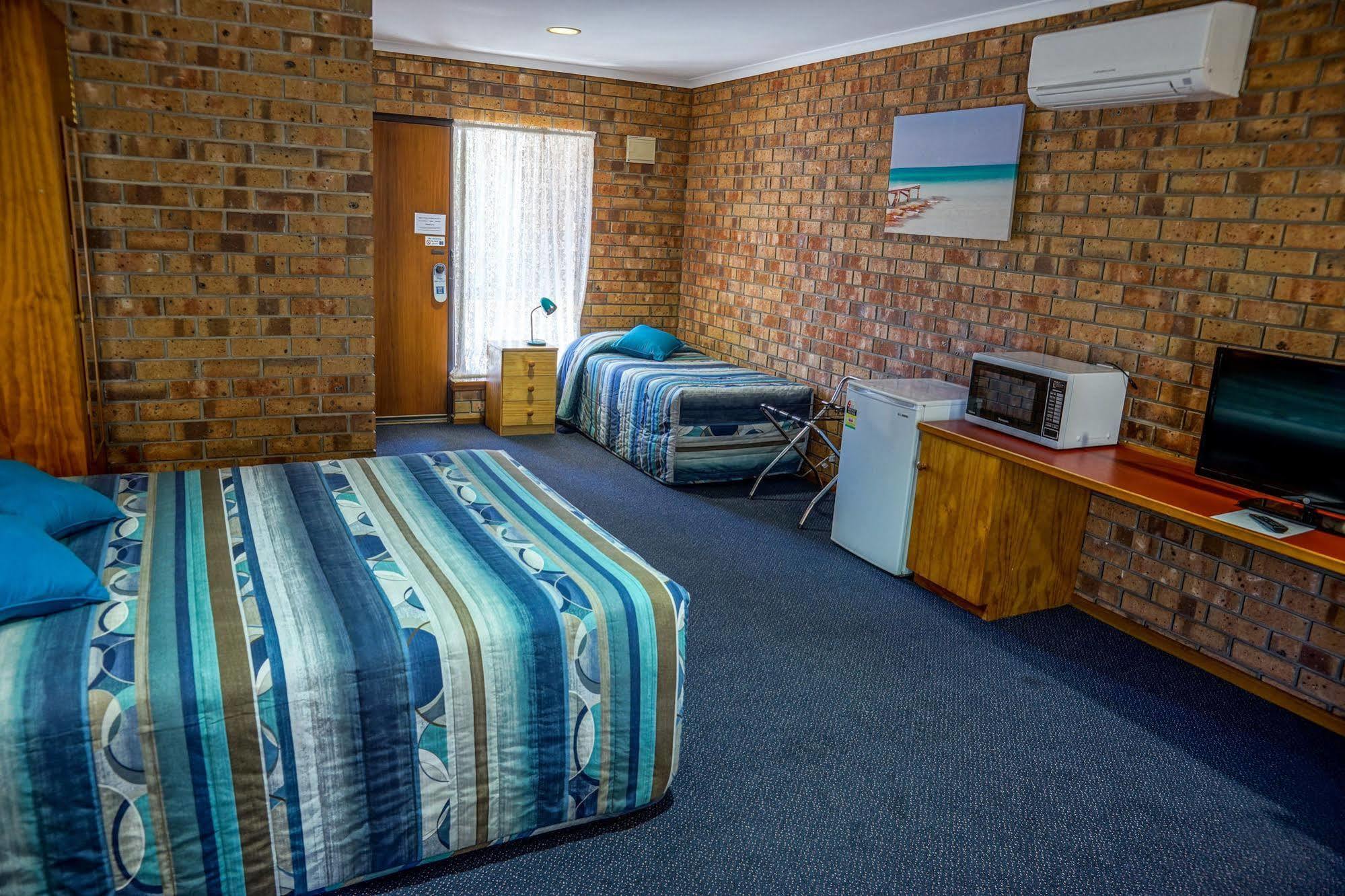 Kadina Gateway Motor Inn Экстерьер фото
